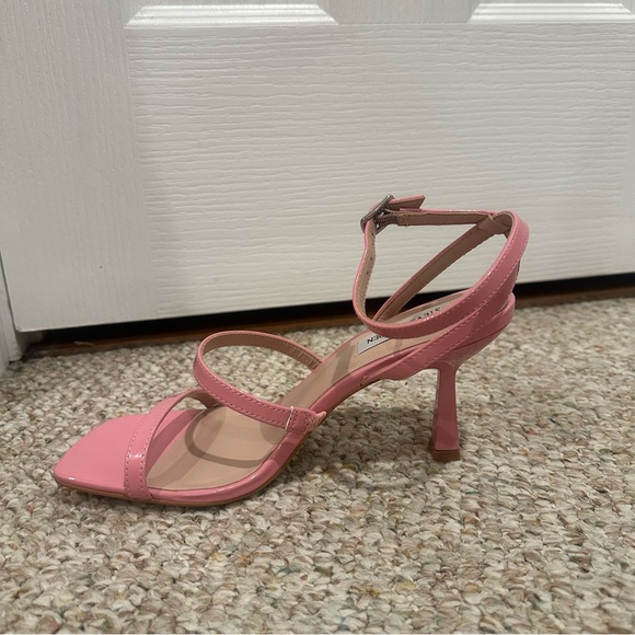 Pink Steve Madden Square Toe Heels - Picture 4 of 5